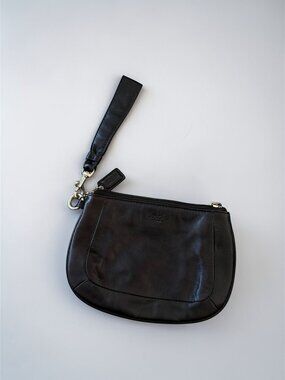 COACH Black Leather Wristlet Zip Clutch Bag
